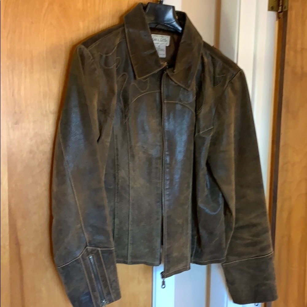 Distressed leather vintage bomber jacket